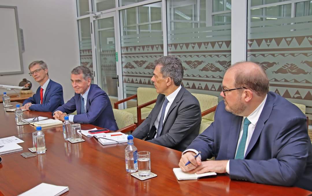 🇫🇯🤝🇫🇷 Permanent Secretary @Fiji_MOFA Dr Lesikimacuata Korovavala met with the French Regional Director for Indo-Pacific, Mr Marc Pimond , Ambassador @ambafrancefj & reps from French Embassy in Canberra to discuss prospects for strengthening cooperation and diplomatic relations.