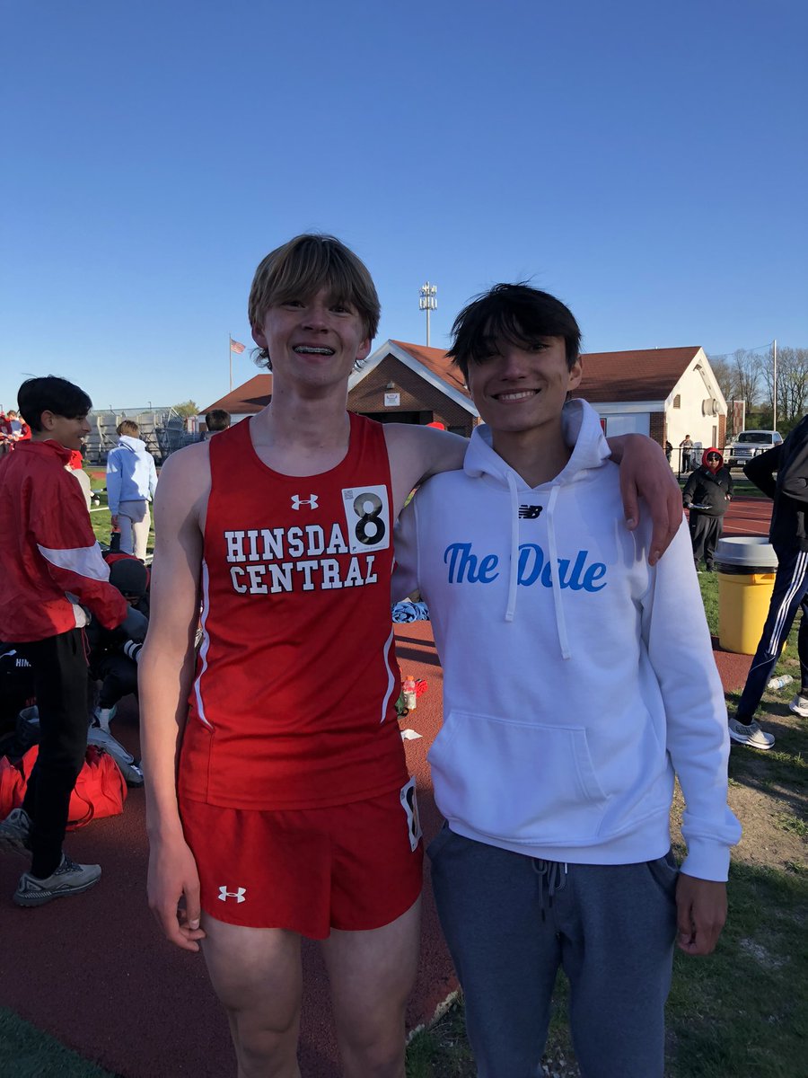 Proud moments for freshman Evan ‘The Postman’ Posthuma and senior James ‘speedy’ Melkus as we welcomed both to the sub-5 club today! 4:59.6 for James, 4:59.7 for Evan. 👏