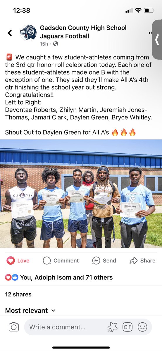 This is what it is all about! @BoxleyMessiah @Devontae00 @MartinZhilyn @jeremiahT25 @JahmarriClark @Daylengreen4 @JaydenWhitley11 What are your STATS off the field!