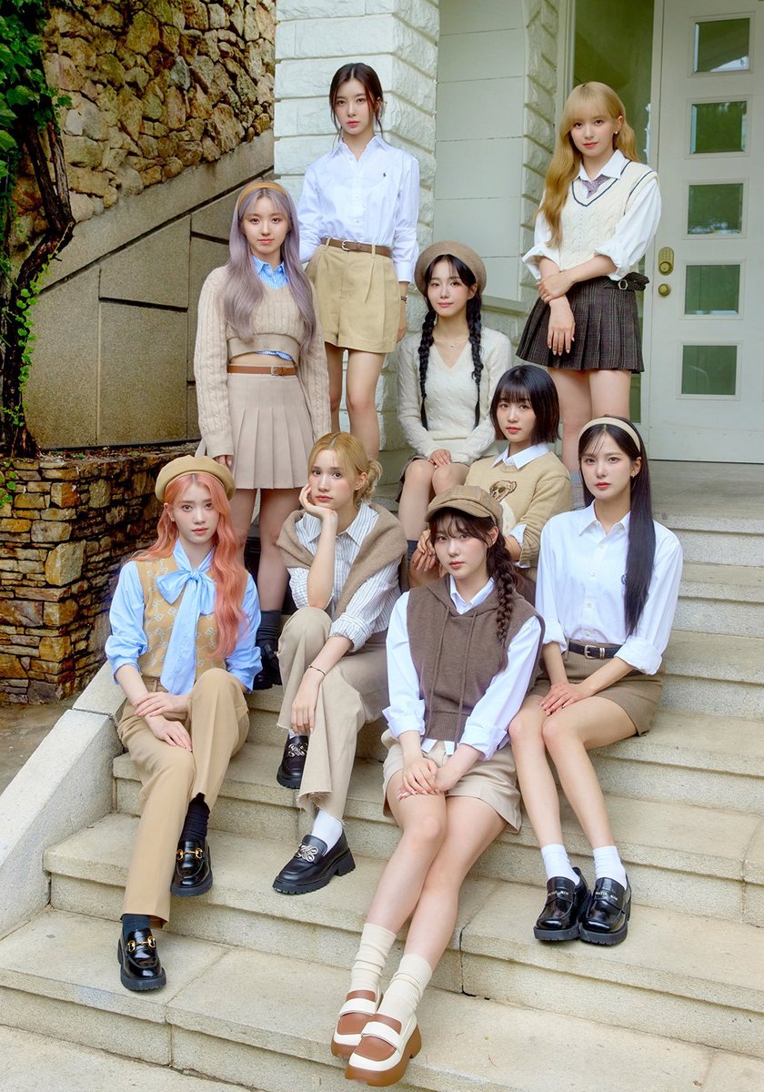 The plan for @official_kep1er's contract extension has fallen through, leading to the disbandment. #Kep1er, a girl group formed through @MnetKR Girls Planet 999, had initially signed up for team activities lasting 2 years and 6 months, with their contracts set to expire in July.
