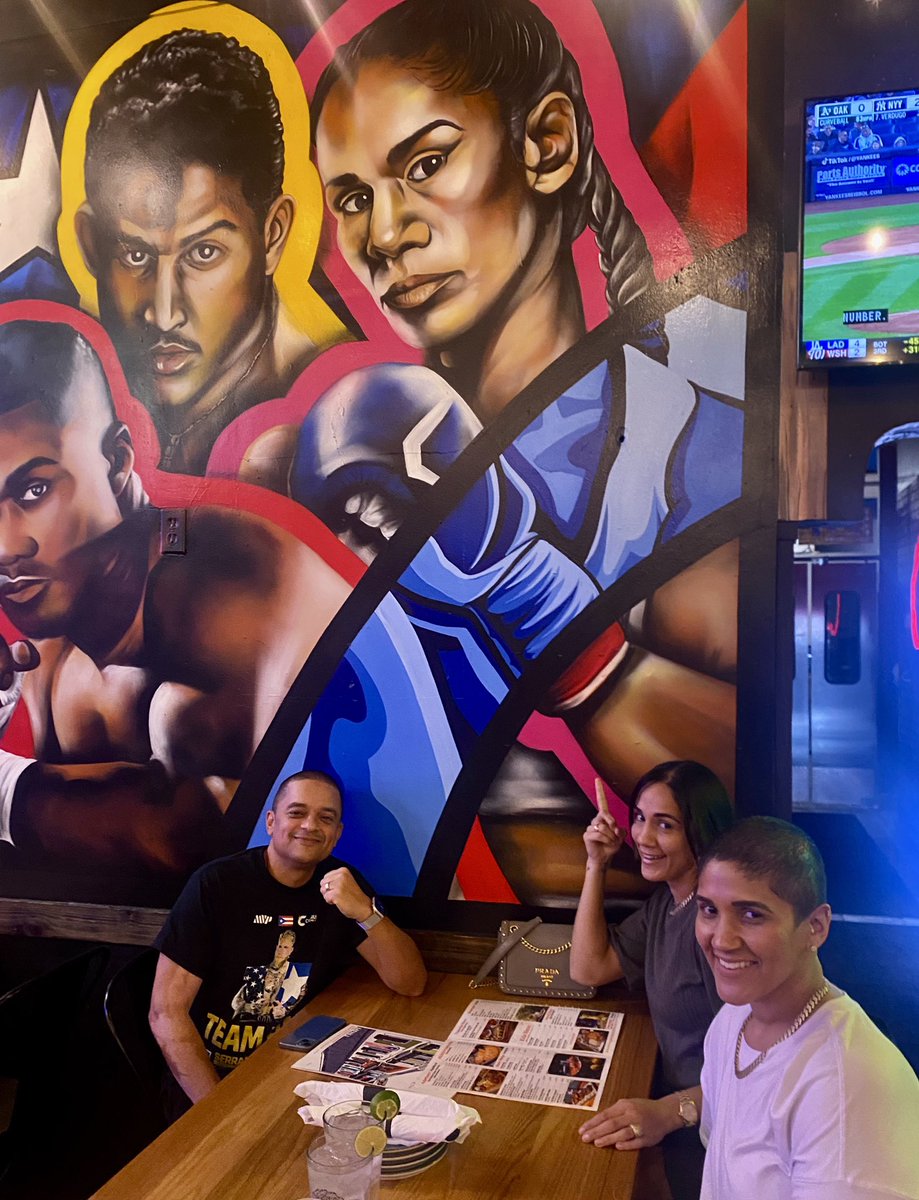 Sitting here with my team Cindy (sister) Rick (My attorney) under my Mural in my favorite restaurant in Orlando Florida @palcamporest Enjoying an amazing evening & getting ready to stuff our faces. The food here is fantastic. This Friday we have our @MosVpromotions MVP prospects