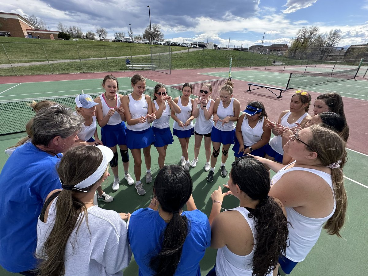 #onecityonehighschool @JeffcoAthletics @farmerchampions Congratulations to the Wheat Ridge girls’ tennis team for their 4-3 victory tonight. Wave the Wheat, Fly the W! Shoutout to our 3 seniors - Gwen Okeson, Eva Pollard, and Abby Inglee.