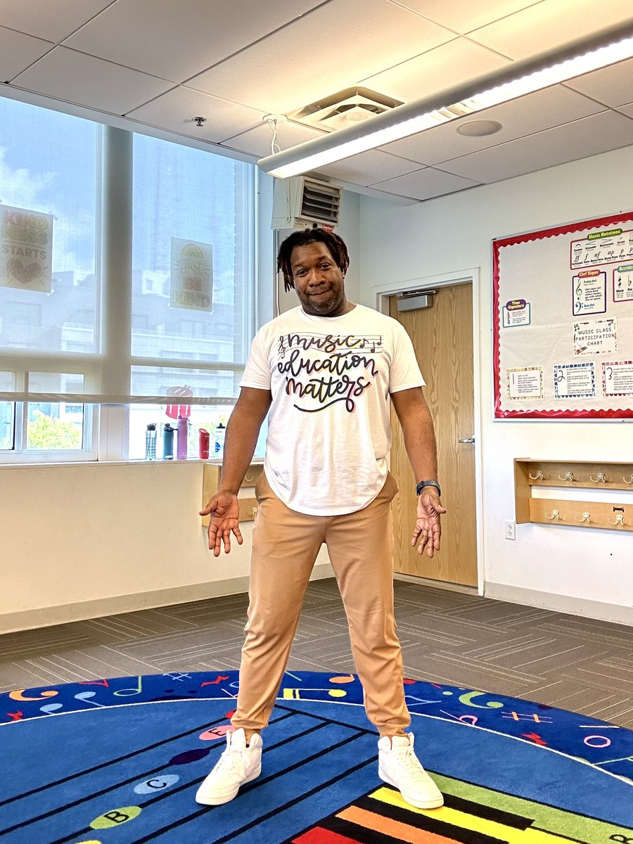 DavidIfill2's tweet image. MUSIC EDUCATION MATTERS IN SCHOOLS. With the school budget cuts going on across the nation, I believe it is important to stand up for music education to not only be an option for schools, but the standard. ❤️ if you agree #musiceducationmatters #musiceducation #musiceducator