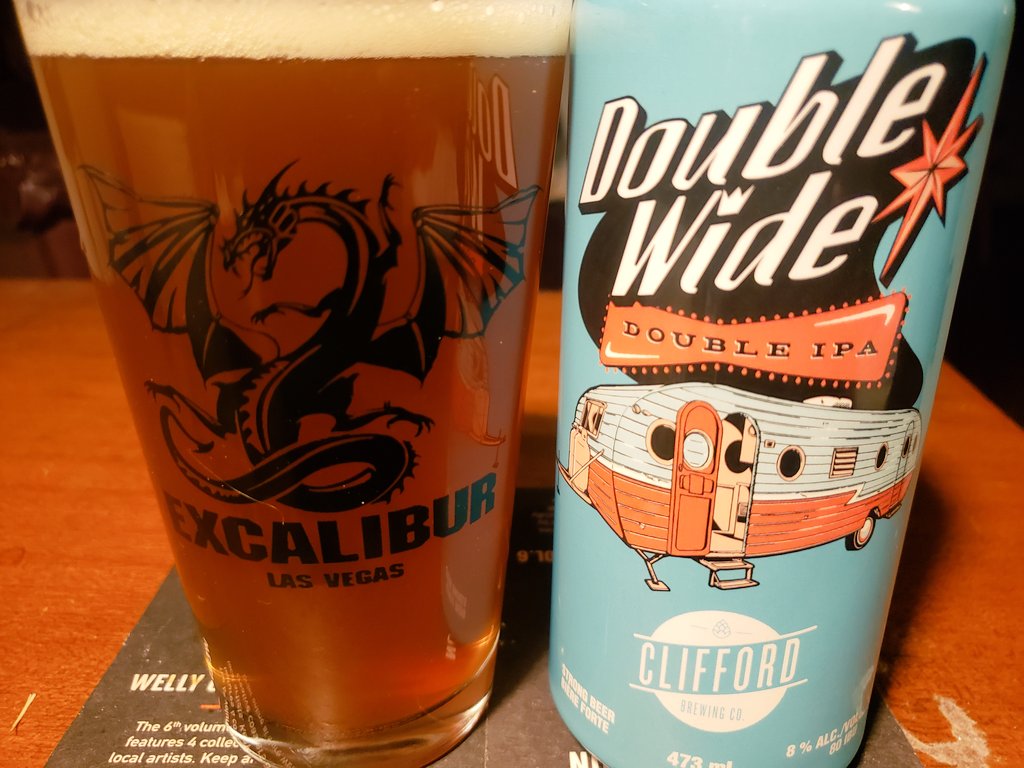 LEAFS VS BRUINS GAME THREE 3RD PERIOD BEER! Glenn just called and we agreed. How did the play when Boston scored not get whistled down 20 seconds earlier? Bert and Ratface were going full WWE out there. Okay, @CliffordBrewing Double Wide Double IPA for the 3rd! GO LEAFS!