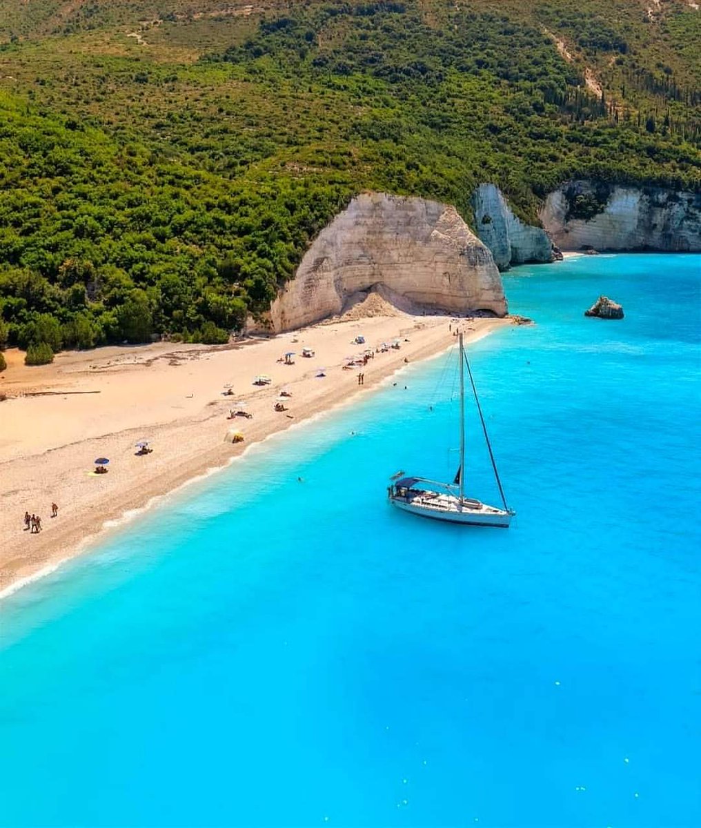 Kefalonia Island, Greece 🇬🇷
It’s gorgeous.