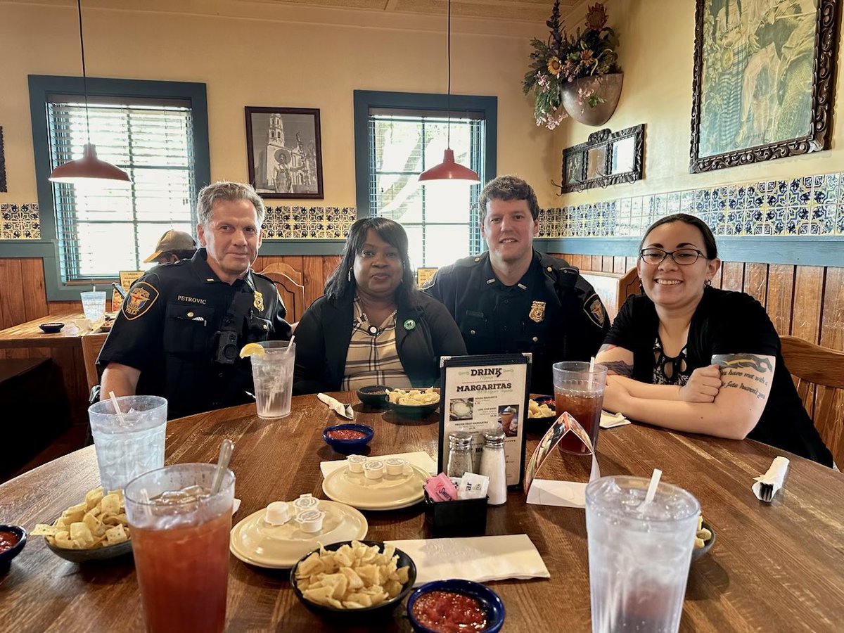 Join us in celebrating Administrative Professionals’ Day! Today, we recognized the incredible work of secretaries, administrative assistants, receptionists, and all administrative support professionals who play a crucial role in keeping the Fort Worth Police Department operating…