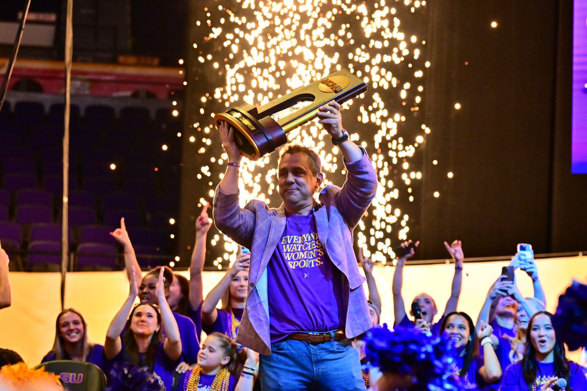 LSUgym's tweet photo. The PMAC is Home of the National Champions https://t.co/StC5CgYlaE
