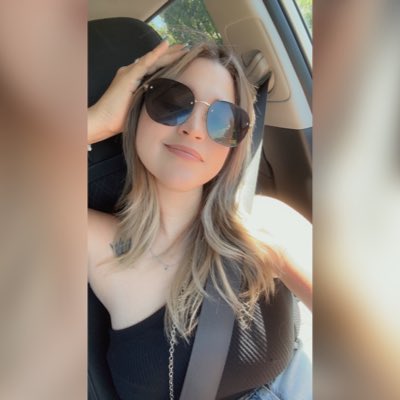 everlydis12's tweet photo. #NuevaFotoDePerfil https://t.co/2XCUjemzg1