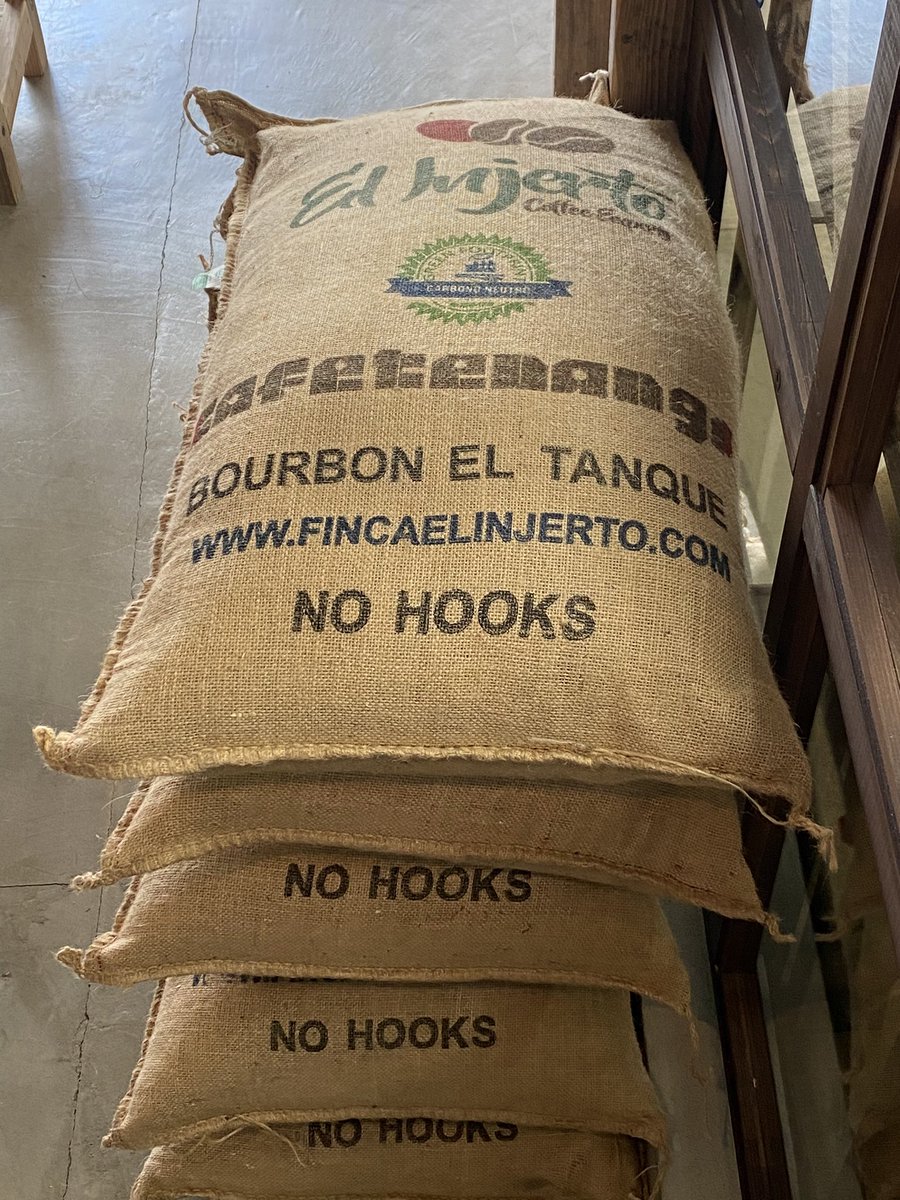 cafetenango's tweet photo. GW用の生豆届く。エル・インヘルトのブルボン「エル・タンケ」、そしてイエローナンセのナチュラル。 #elinjerto #guatemala #huehuetenango https://t.co/etLsgbwikG