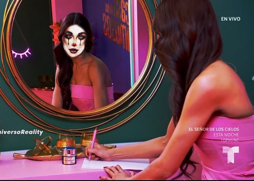 Desmenuzando_'s tweet photo. @ladivaza R I DI C U L O -M A L A G R A D E C I D O
q bueno q te saliste xq afuera estas mostrando tu verdadero yo,y como me hubiera arrepentido ser parte de los votos q te hicieran ganador… sos igual q los  2 manipuladores de ese cuarto https://t.co/7eUOSjQN8k