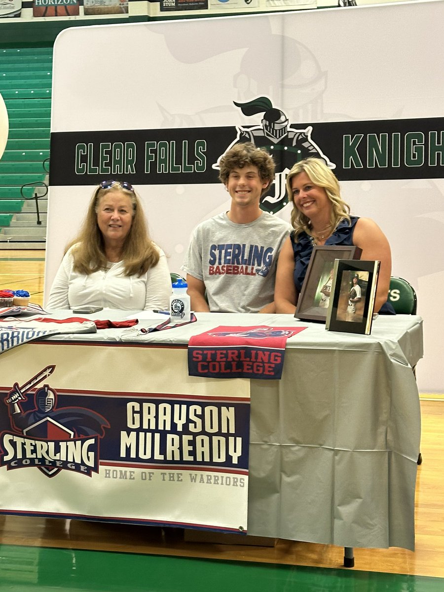 Clear Falls Baseball tweet media