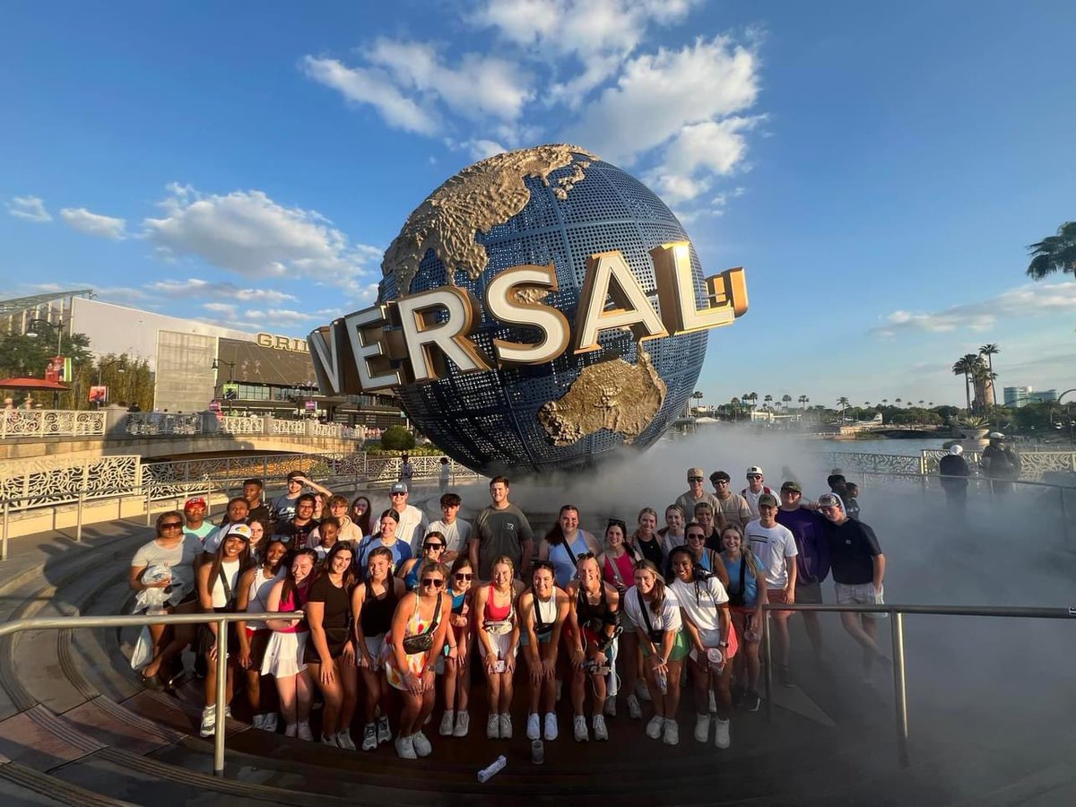 @SaralandHigh Class of 2024 — Day 1 📸 Grad Bash 🎓 Universal Studios/Islands of Adventure #GoSpartans