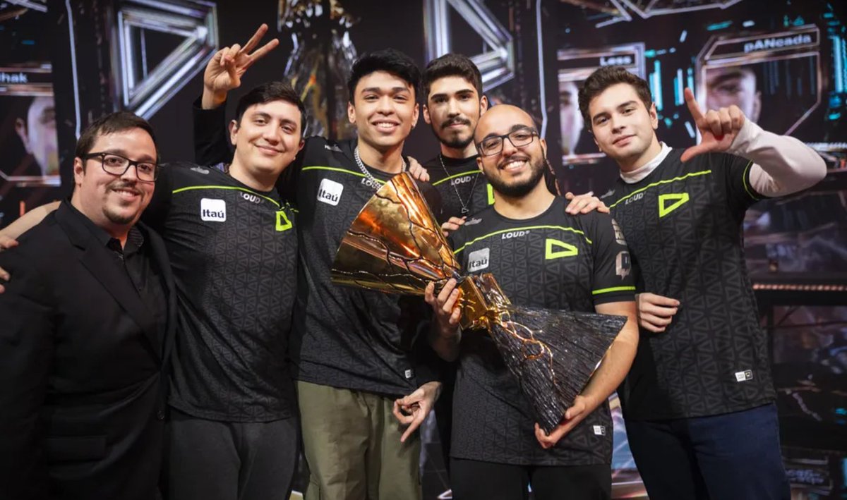 Negzus1's tweet photo. Saudades dela