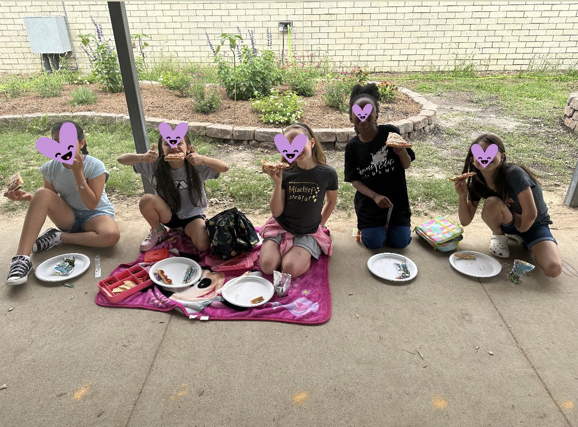 Kelsi Ford tweet media