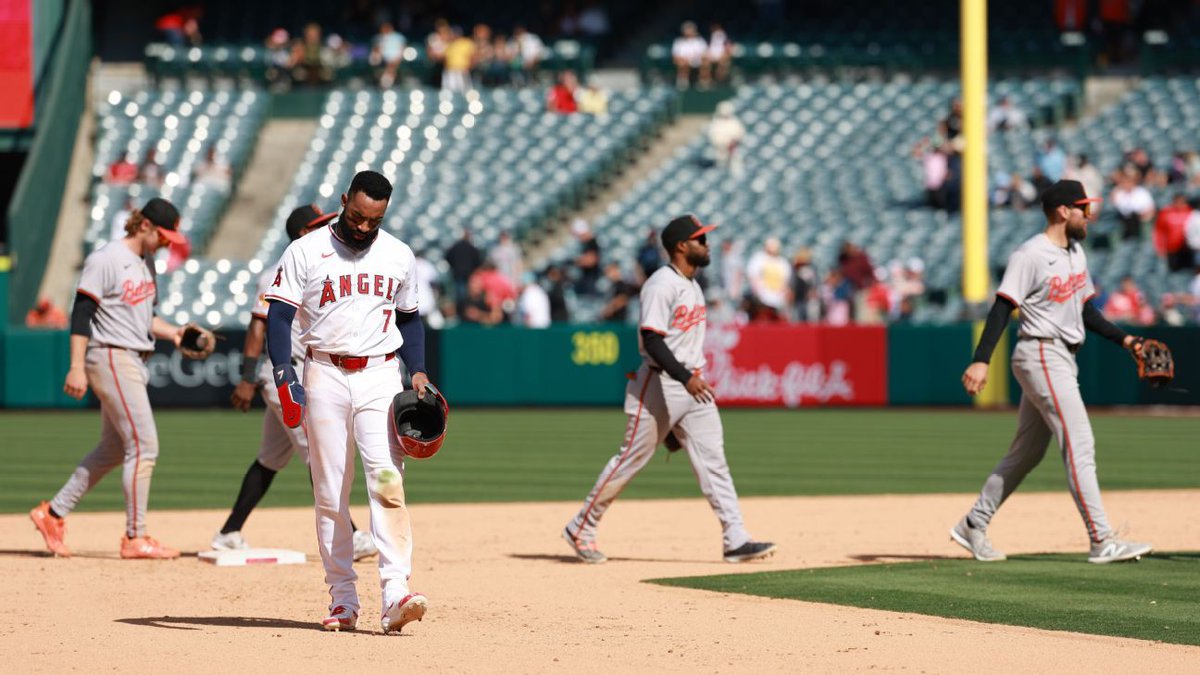 Angels dispute controversial review in loss to O's dlvr.it/T5zF1q