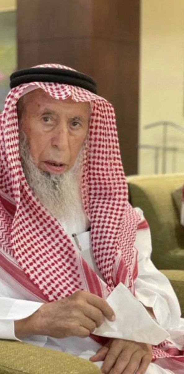 h_alhasaneih's tweet photo. بقلوب مؤمنة بقضاء الله وقدره ننعي والدنا الغالي الشيخ: #سعد_بن_حسين_بن_سلطان_الحسنية الذي قدم إلى رحمة الله مساء أمس الأربعاء ١٥-١٠-١٤٤٥هـ  . 
اللهم ارحمه واغفر له وأكرم نزله وعامله بكرمك وفضلك واجعله من أهل الفردوس الأعلى من الجنة. 
إن القلب ليحزن و إن العين لتدمع وإنا على فراقك لمحزونون. ولا نقول إلا ما يرضي ربنا فاللهم رضاً بقضائك وتسليماً بحكمك ..
و #إنا_لله_وإنا_إليه_راجعون .

الصلاة عليه بعد صلاة عصر اليوم الخميس ١٦-١٠-١٤٤٥هـ في جامع الملك سلمان بـ #خميس_مشيط ..