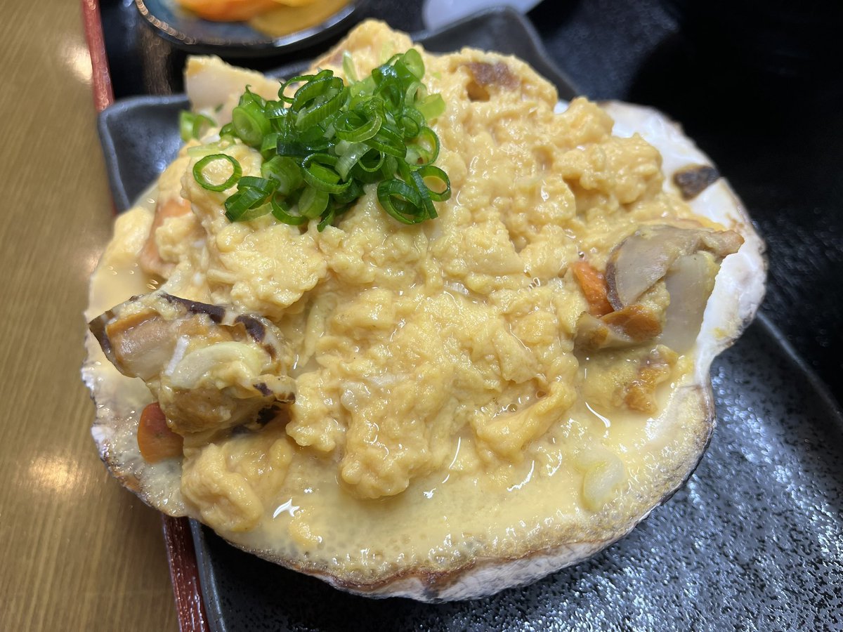 geiwoyujie's tweet photo. 丸青食堂,日本青森市區,鮮美好吃帆立貝雞蛋味噌燒
https://t.co/WNcMBpDh7H
#gourmet #foodie #seafood #scallop #eggs #miso #soup #radish #chirashi #aomori #japan #グルメ #ホタテ #玉子 #味噌汁 #ちらし #美食 #海鮮 #帆立貝 #扇貝 #雞蛋 #味噌 #味噌湯 #蘿蔔 #散壽司 #青森 #日本 #旅者roody https://t.co/dhfiV87zvT