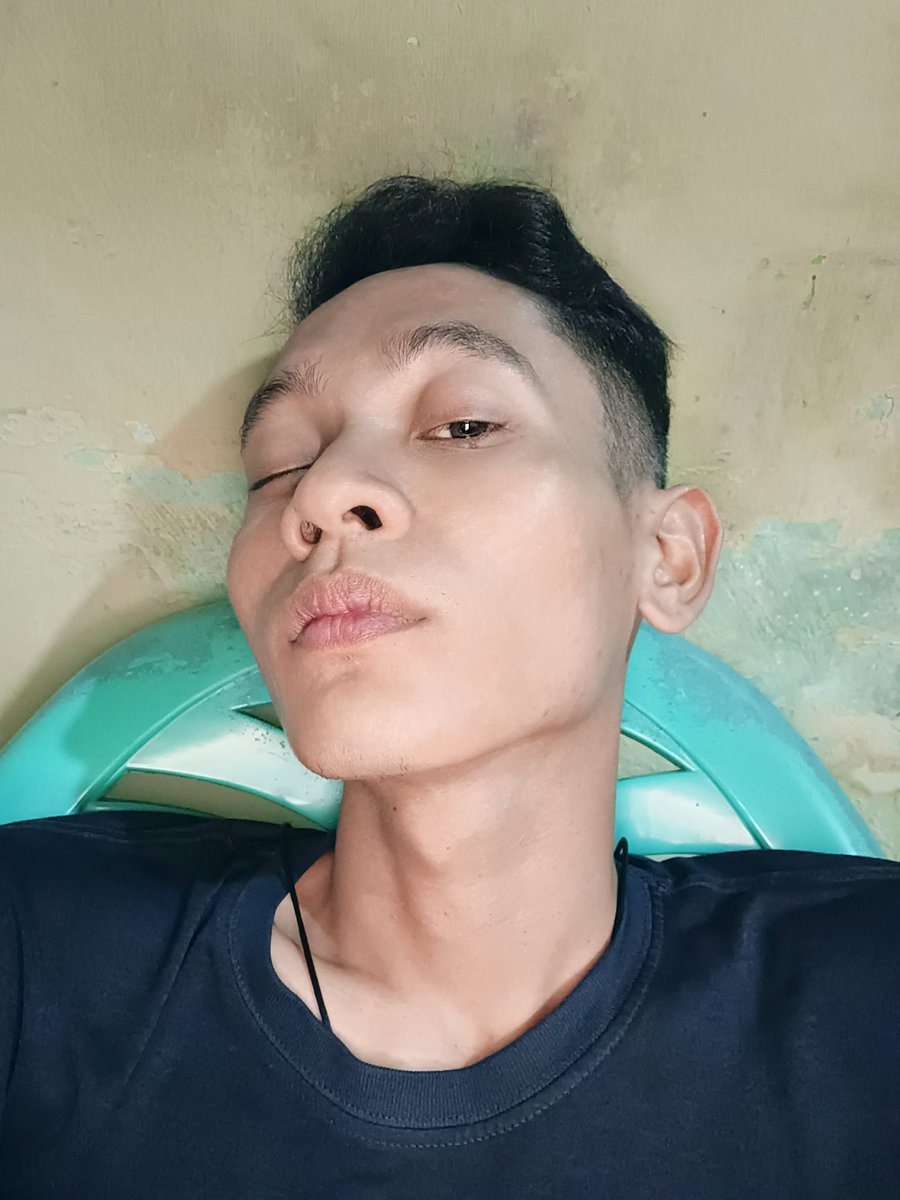 arabyca__'s tweet photo. 27th segini kliatan tua ga sih??? Ga lah yaa 😁 https://t.co/azIf44W1Bp