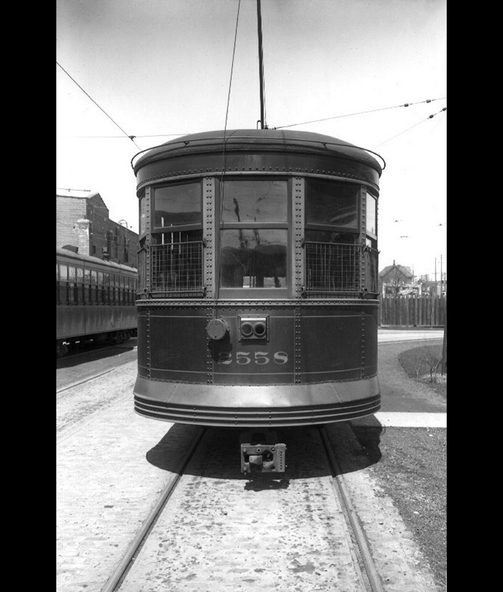 Back end of Peter Witt streetcar 2558 at TTC Parkdale carhouse, photo taken #OnThisDay 100 years ago, Apr. 24, 1924.

📸: Alfred Pearson, credit: @TorontoArchives
 
#otd #1920s #TTC #streetcar #transit #peterwitt #torontohistory #tdot #the6ix #toronto #canada #hopkindesign