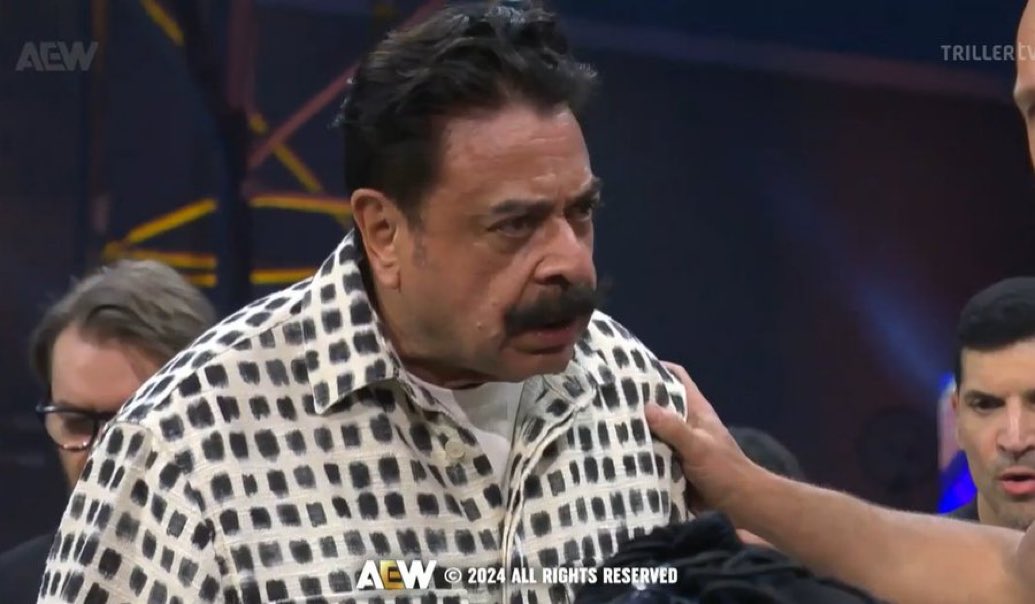 Tony Khan’s father Shahid Khan made an appearance on AEW Dynamite tonight after his son was attacked by The Elite.