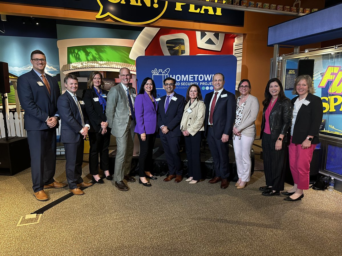 #FoodInsecurity More than 44 million Americans face hunger. 9 of 10 counties with highest good insecurity rates are rural. It was great to partner with @HormelFoods and the Austin Coalition for Hunger to raise awareness today.