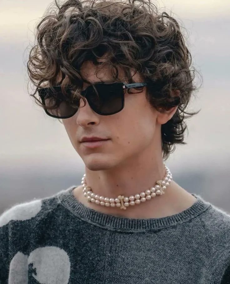 chalametempire's tweet photo. #TimotheeChalamet https://t.co/Ns0MnbfFJE