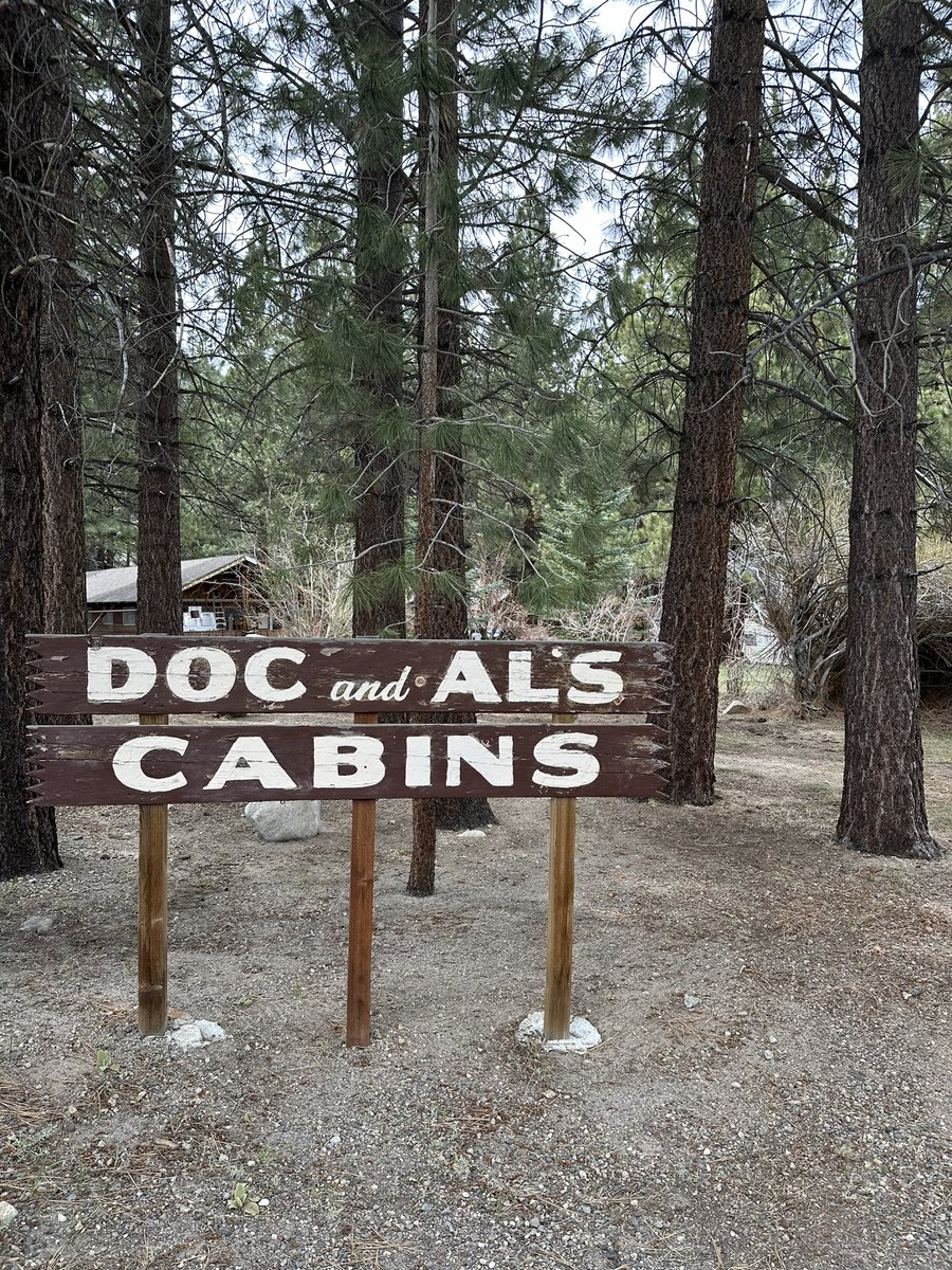 Doc and Al’s will be reopening under new ownership this Friday!! 🙌 They’re newly remodeled cabins right on Robinson Creek are available to book now at hunewillsdocandals.com