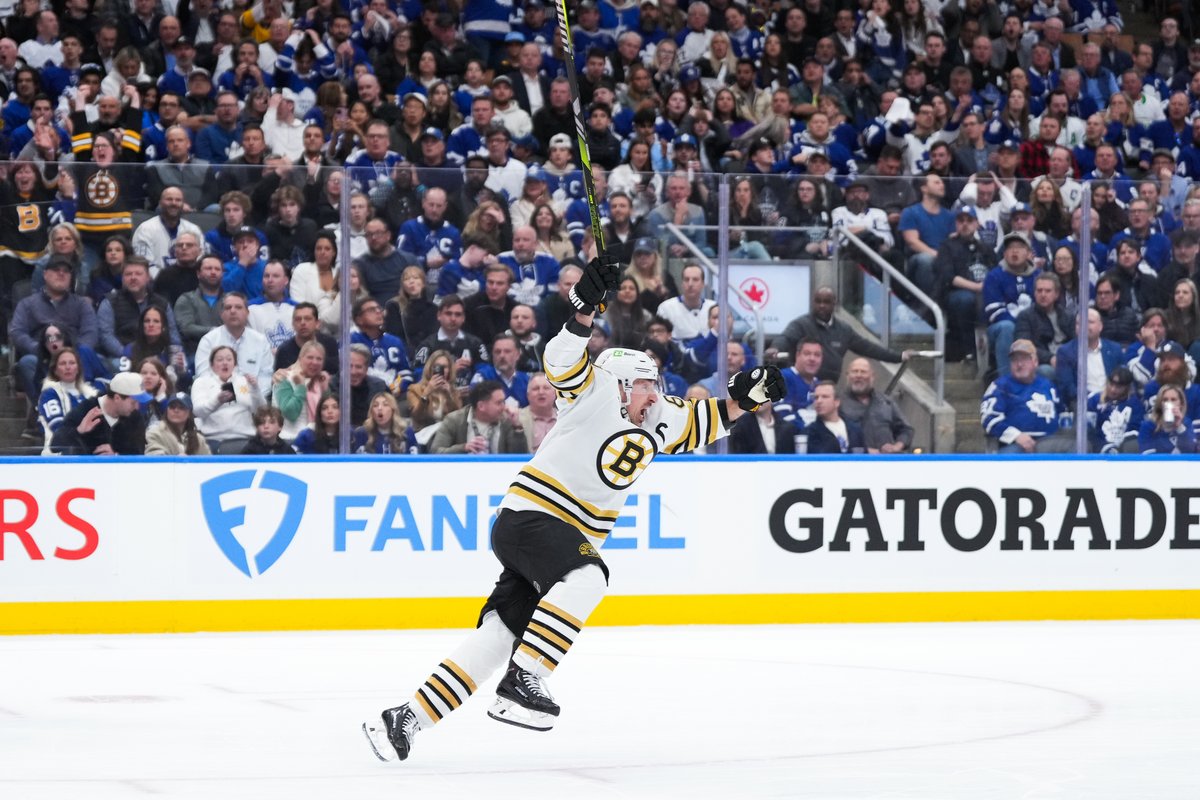 NHLBruins tweet picture