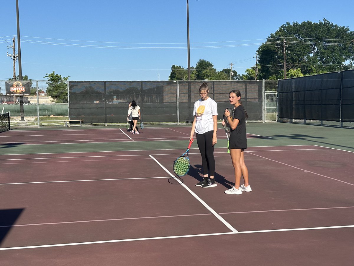 DPISD_Tennis's tweet image. We were honored to help host the Deer Park Special Olympics Tennis Tournament at South campus today!  Thank you to all the participants and volunteers for helping out today!  @Coachtheim @dpisdathletics
