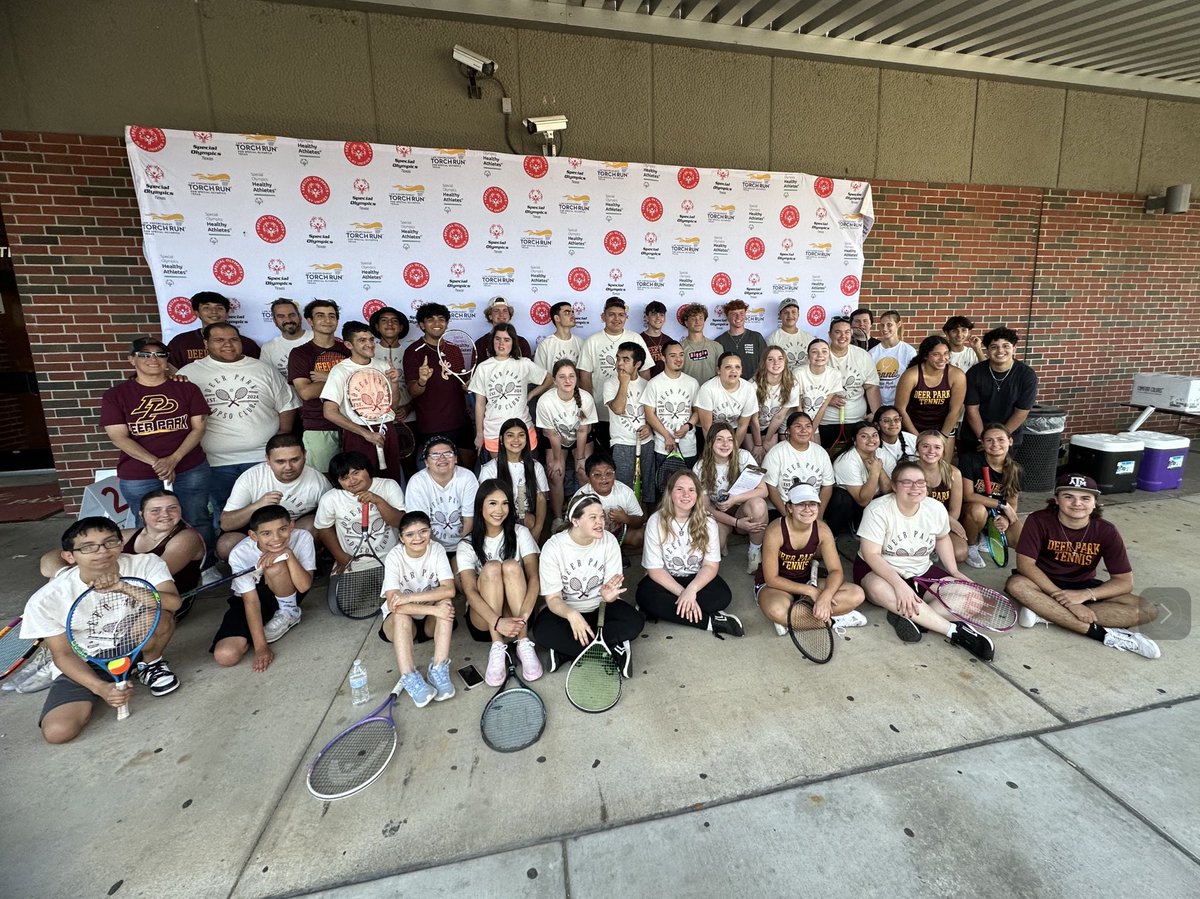 DPISD_Tennis's tweet image. We were honored to help host the Deer Park Special Olympics Tennis Tournament at South campus today!  Thank you to all the participants and volunteers for helping out today!  @Coachtheim @dpisdathletics
