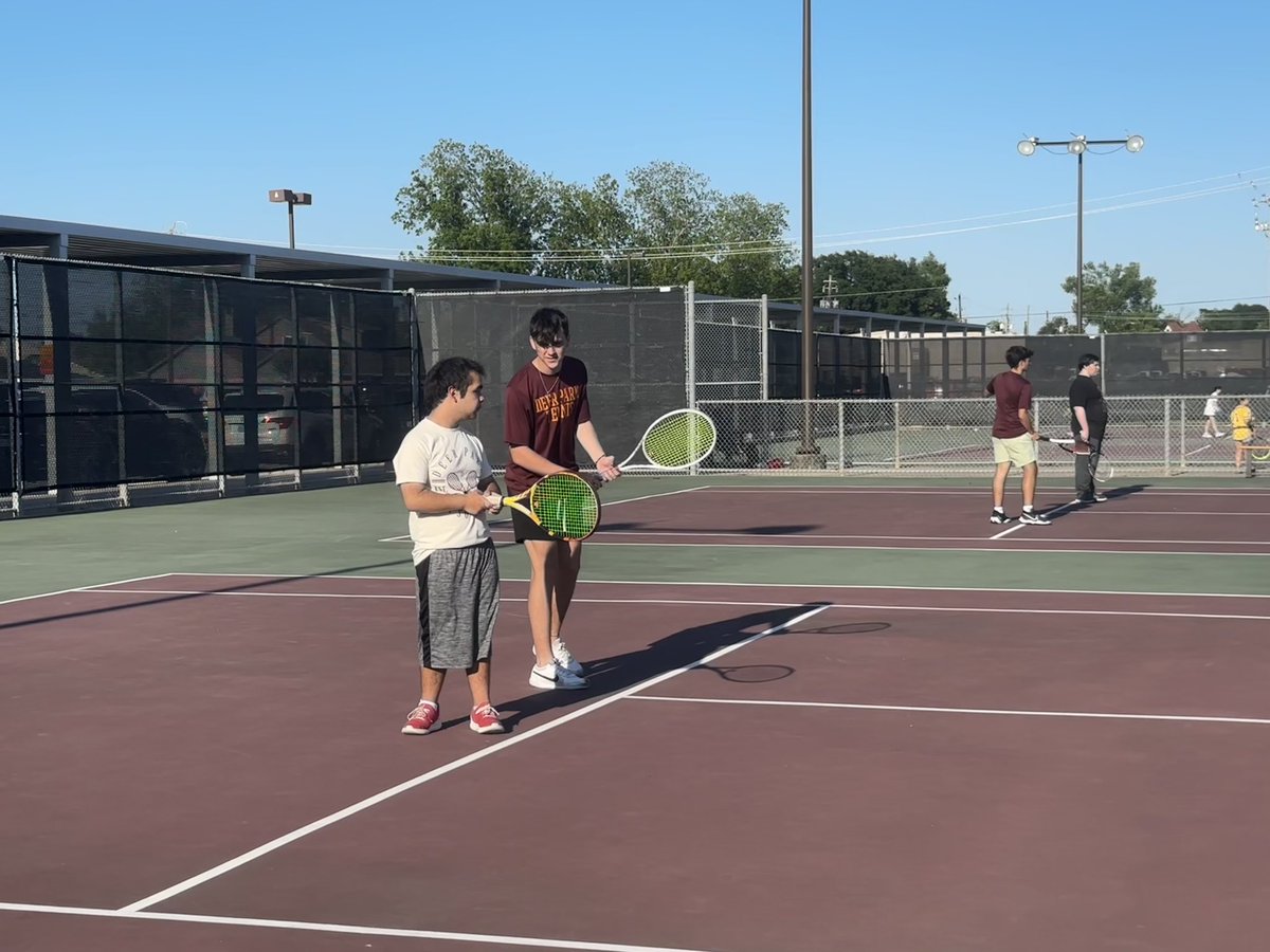 DPISD_Tennis's tweet image. We were honored to help host the Deer Park Special Olympics Tennis Tournament at South campus today!  Thank you to all the participants and volunteers for helping out today!  @Coachtheim @dpisdathletics
