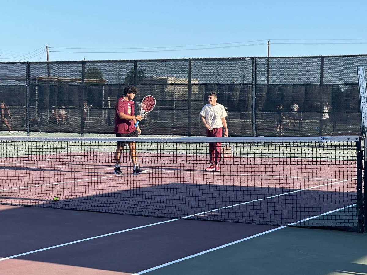DPISD_Tennis's tweet image. We were honored to help host the Deer Park Special Olympics Tennis Tournament at South campus today!  Thank you to all the participants and volunteers for helping out today!  @Coachtheim @dpisdathletics