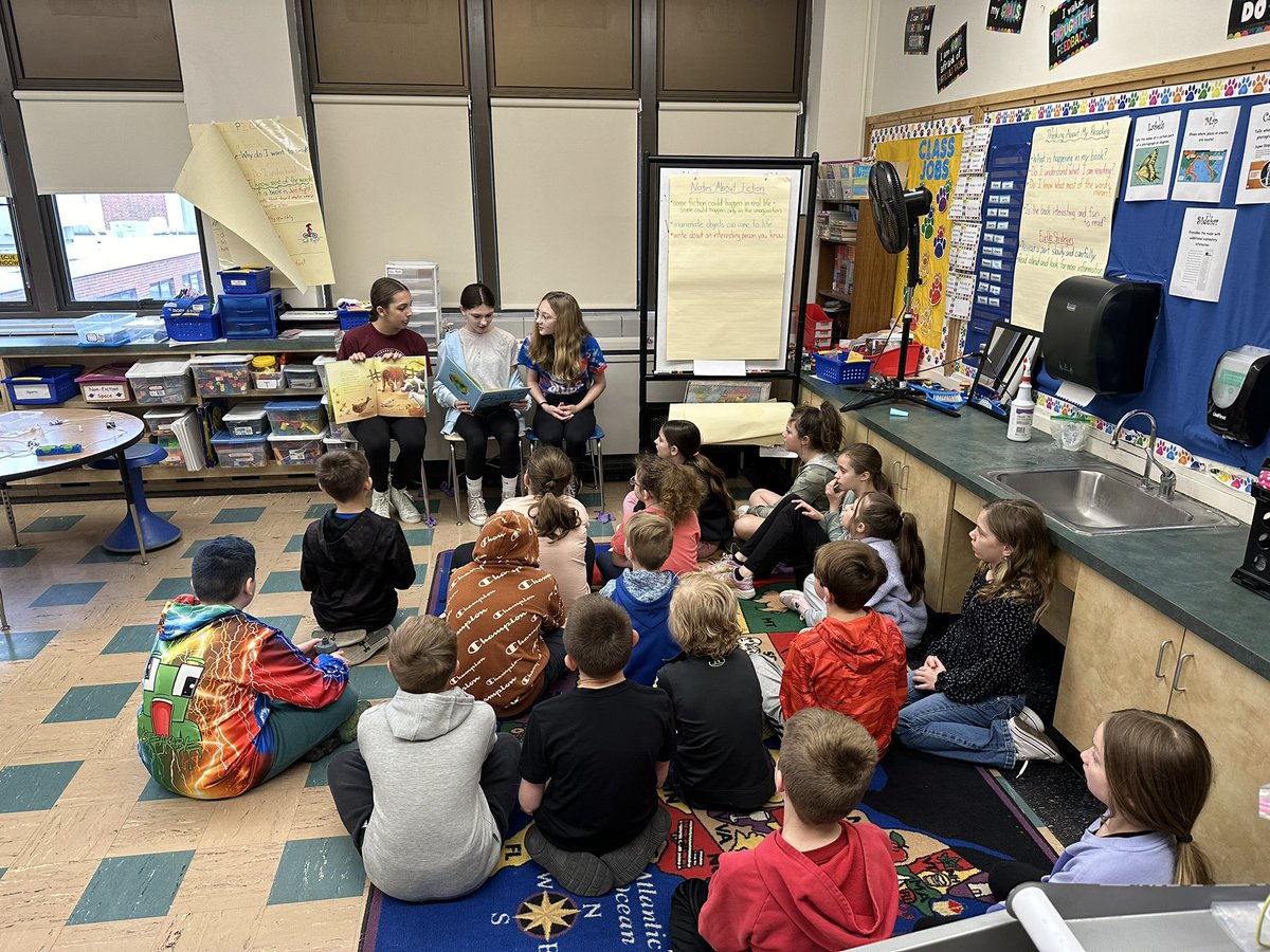 tlaraba1's tweet photo. ABC members from @Aldenmiddle1 had a great morning visiting some @AldenIntSchool classrooms today. Great discussions about what we love about spring and the meaning of true beauty on the inside… not just on the outside. Ty for having us! We will be back for more visits in May:) https://t.co/iU67JGmpH9