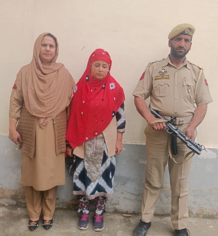 Baramulla Police booked notorious lady drug smuggler under PIT NDPS Act. Lodged in Central Jail Srinagar.
@JmuKmrPolice
@KashmirPolice
@DIGBaramulla
@DCBaramulla
@Amod_India