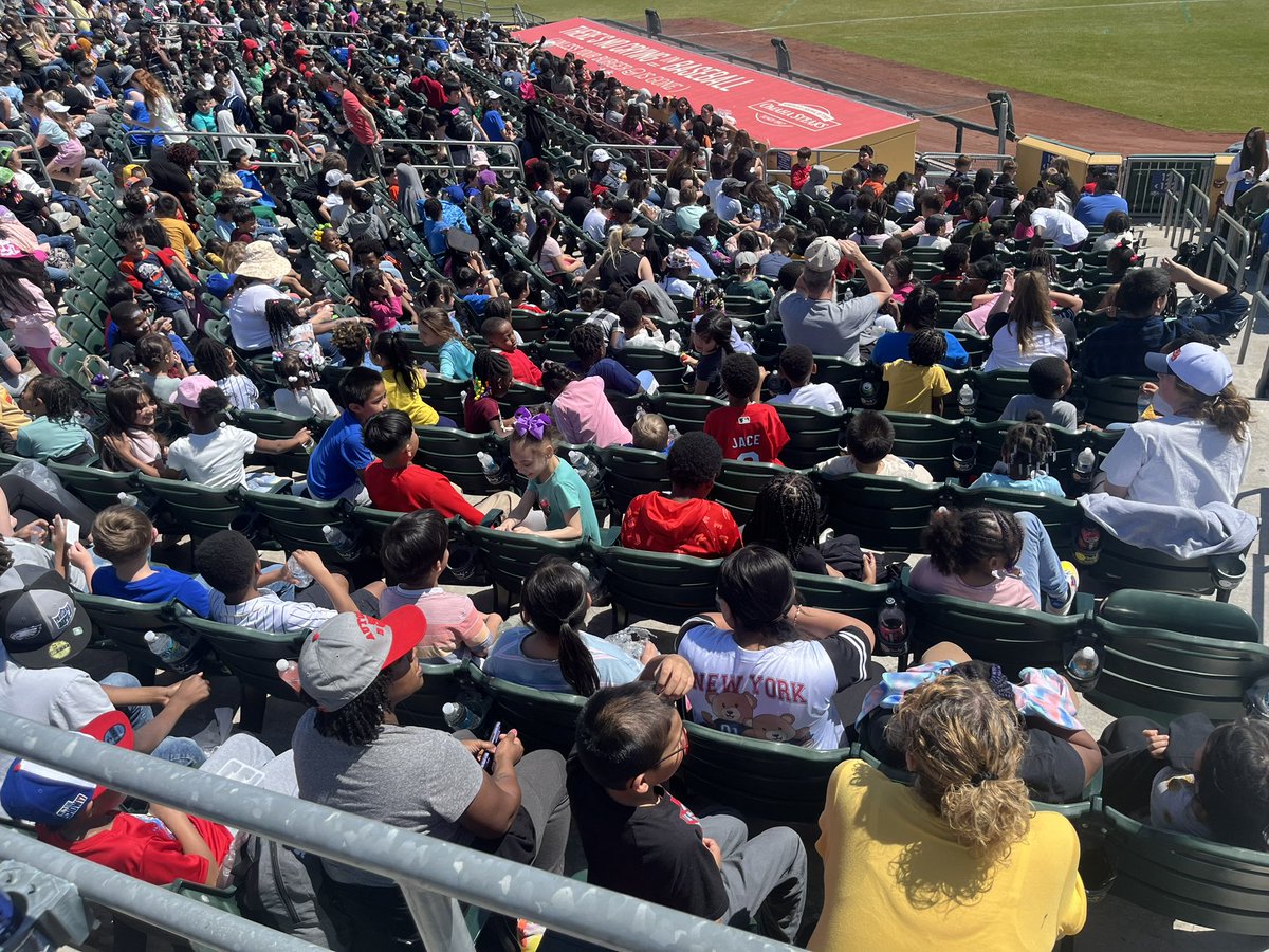 Congratulations to our Mount View students that earned their way to an Omaha Storm Chasers game with  having 3 or less behavior referrals.  We are so proud of you!