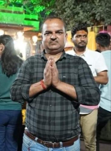 Former video journalist of DY365s New Delhi bureau Birendar Chourasia was died in a road accident in Delhi. Birendar worked for @DY365 from 2009 to 2014 and was a very friendly and conscientious colleague. DY365 family expresses its deepest condolences to the bereaved family. 🙏