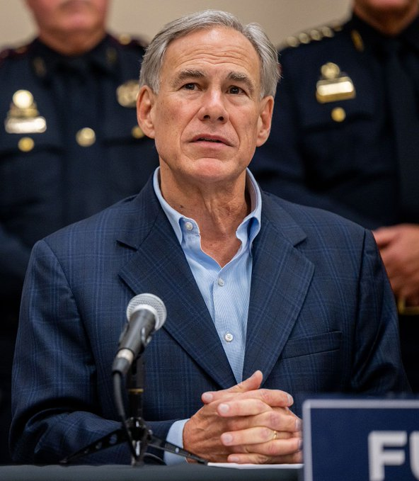 Greg Abbott's authorization of protester arrests and calls for expulsions at UT Austin raise concerns about the erosion of civil liberties and free speech on college campuses. Let's defend the right to peaceful protest. #CivilLiberties #FreeSpeech