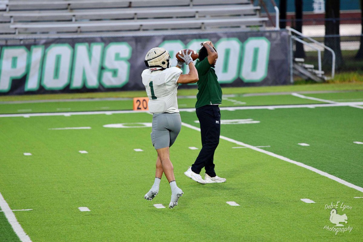 Senior season coming soon... Uno out 🙏🏼🤍 #all2024