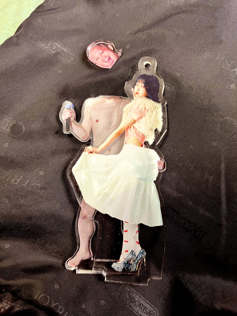 「さぁーて、今日もきんちゃんを連れておでかけ…うわぁーーーあーーーーーース、スギム」|荒 井 ﾊﾟｲ ｾ ﾝのイラスト