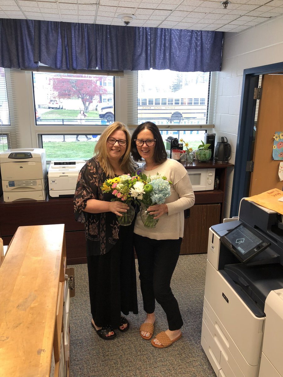 Happy National Administrative Professionals Day!! We have the best💙💙
Nichols Pride right here!!
#AdministrativeProfessionalDay 
#grateful 
#NicholsPride