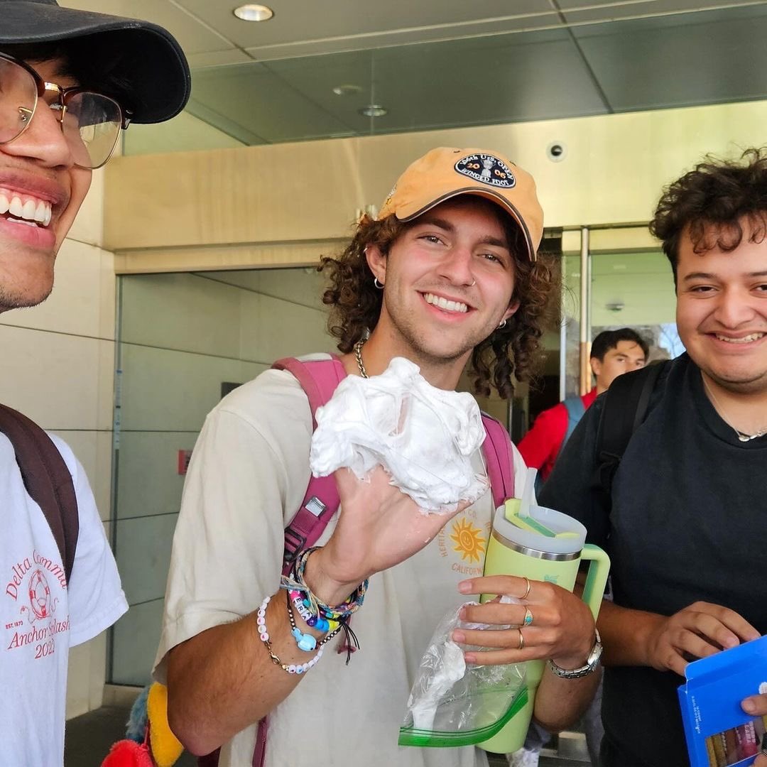 Student EXP tweet media