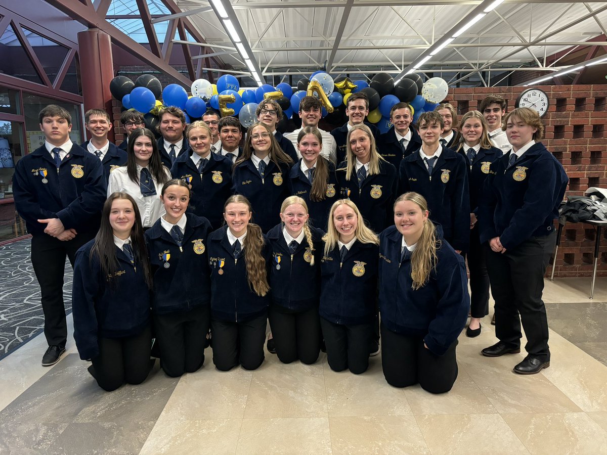 23-24 Officer Team &amp; Chapter Photo!