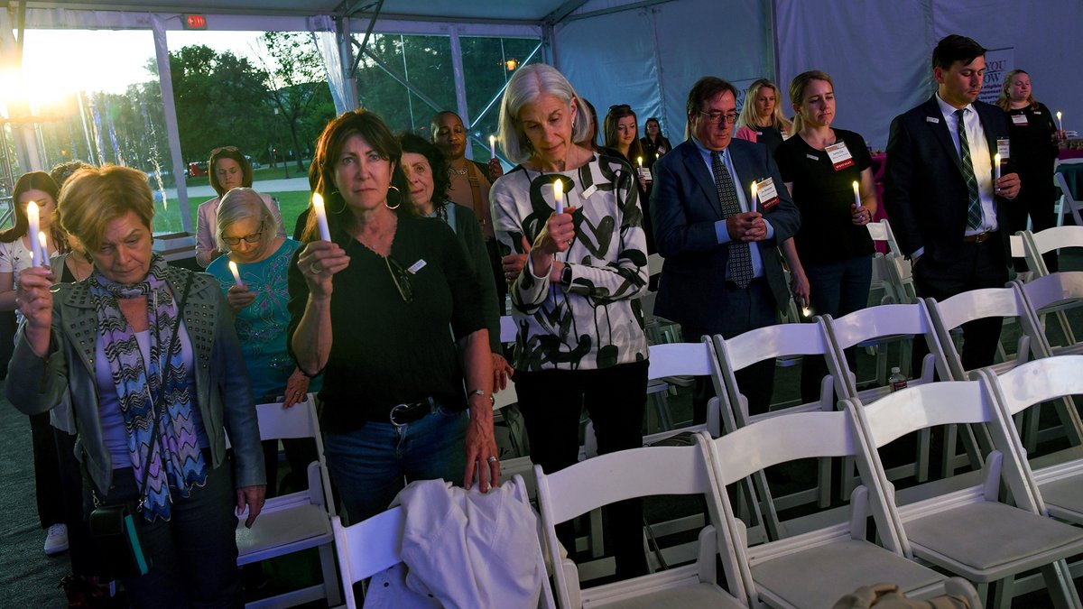 🕯️Tonight, crime victims’ rights advocates & supporters gathered in D.C. for the @OJPOVC National Crime Victims’ Rights Week Candlelight Vigil to honor the millions of people impacted by violence, & the remarkable professionals who provide them with services & support. #NCVRW2024