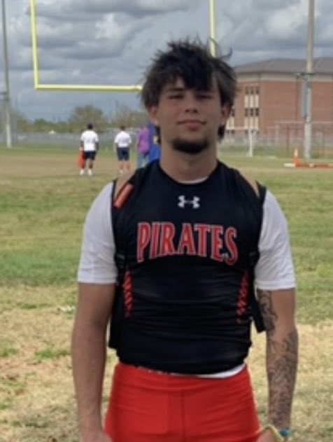 PchsThrowers's tweet photo. Tonight at the FHSAA District 3A track meet c/o 2024 Eli Manley placed 2nd in Javelin with a throw of 43.48m and will be heading to regionals May 8th at Charlotte High School. @PirateNationPC @Elimanley2 https://t.co/GRkHXhFzxm