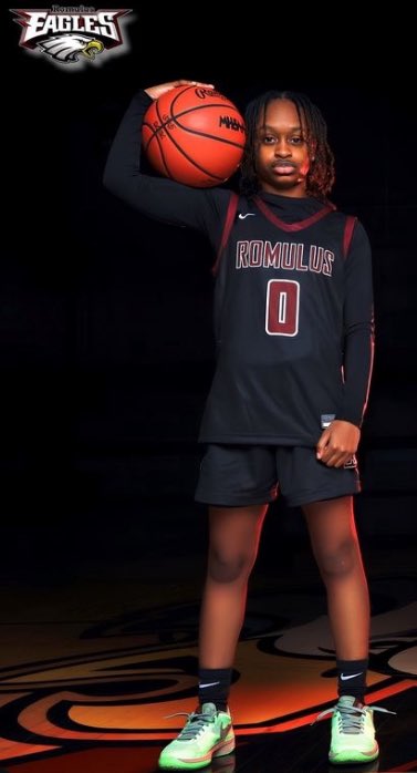 Congratulations are in order for Madison Henley and <a href="/robertssaryah/">Sa’Ryah “Rio” Roberts</a> on 2023-24 All-News-Herald Girls Basketball Second &amp; Third Team Honors!! 🦅