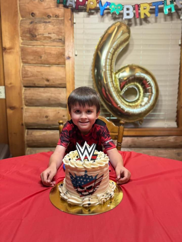 Easton had a great birthday! He loved his custom @CodyRhodes cake! 

#AmericanNightmare #NightmareFamily