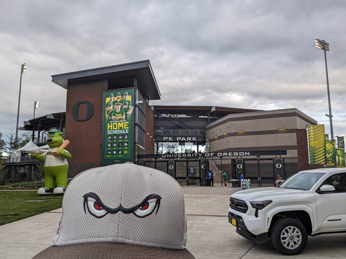 Made it to Eugene, OR for Game #2 between the @EugeneEmeralds and the @HillsboroHops #RootedHere