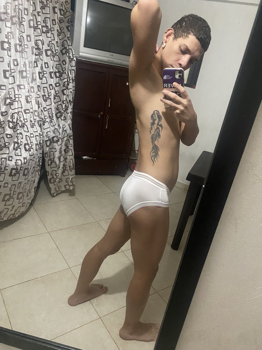 Brayamwithm's tweet photo. Que tal me queda? https://t.co/8dPApD5nX4