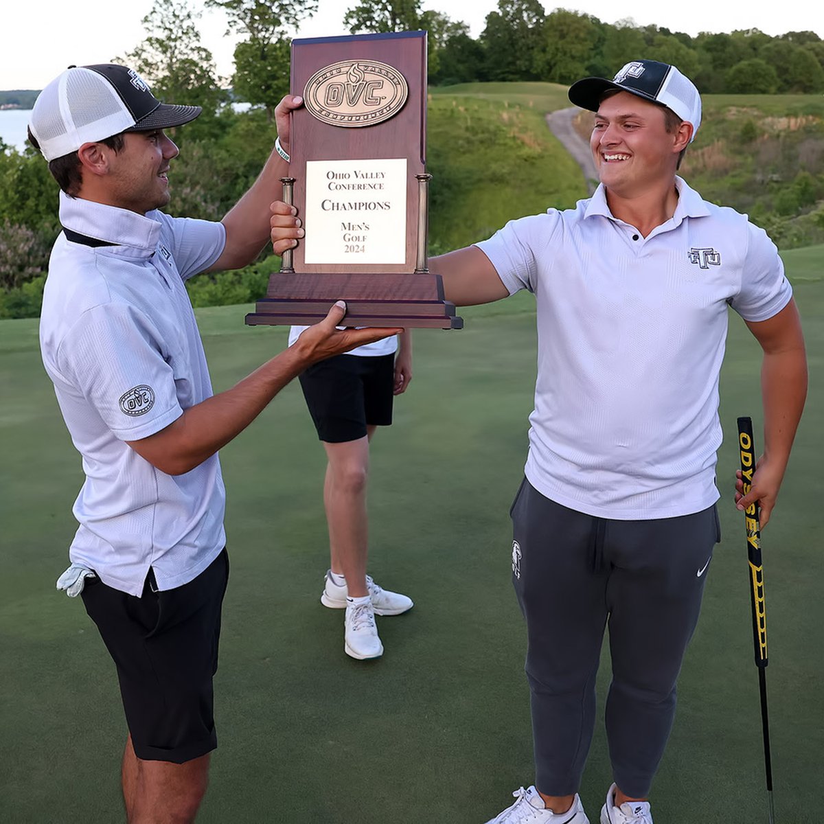 This just gives us all the feels...

OVC CHAMPS!!!

#WingsUp #OVCit