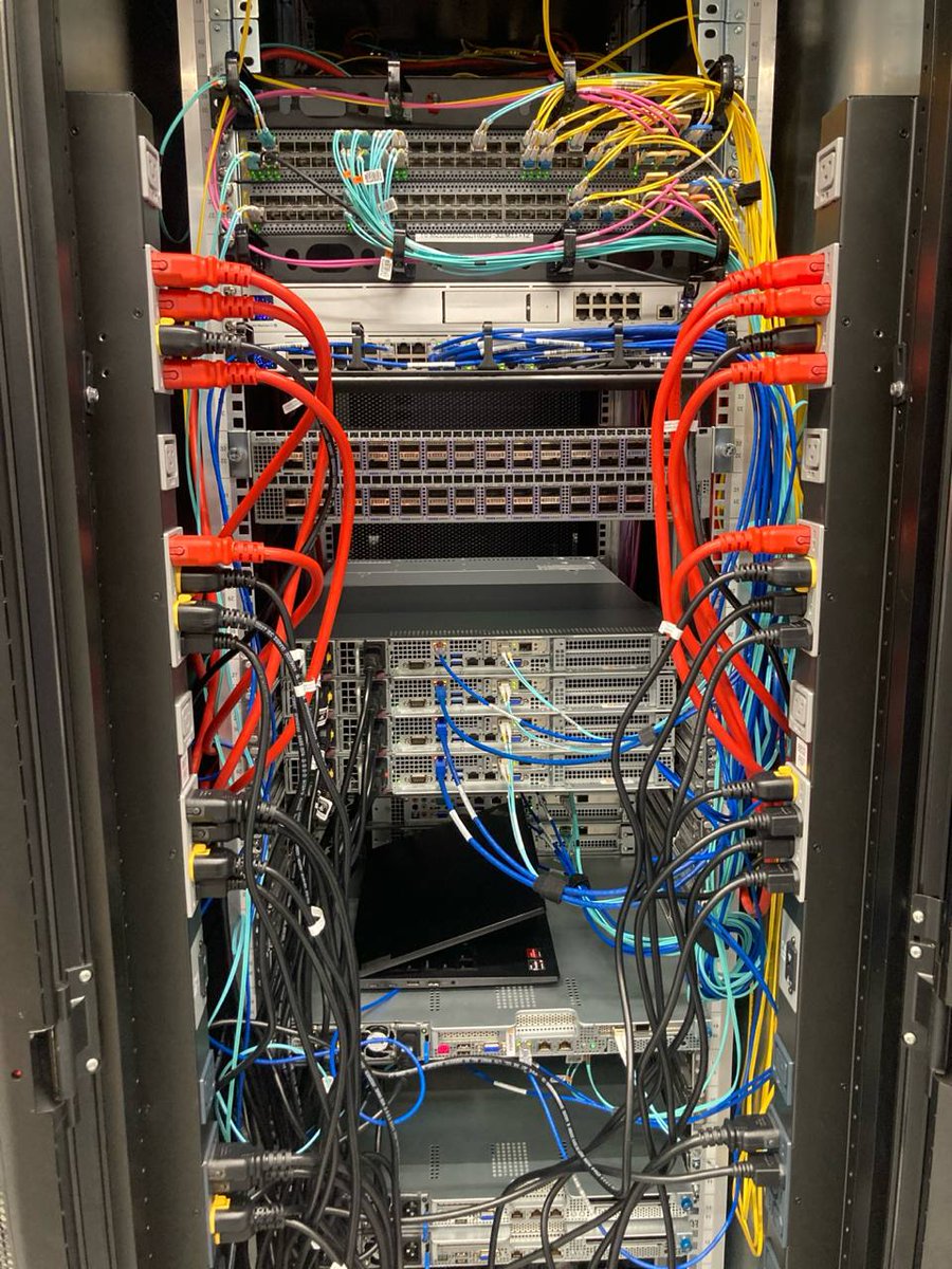 Adding a few more 100G ports to FR5 due to the high demand for uplink and colocation services. It's always best to be prepared—after all, you can never have enough 100G ports! Ready to meet our customers' needs with even greater capacity. #DataCenter #Uplink #Colocation #AS64289